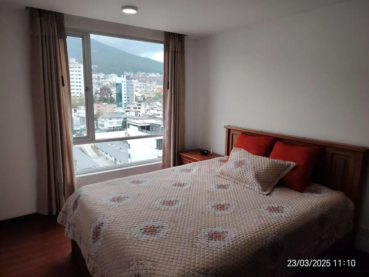 La Carolina Sector Apartment Quito