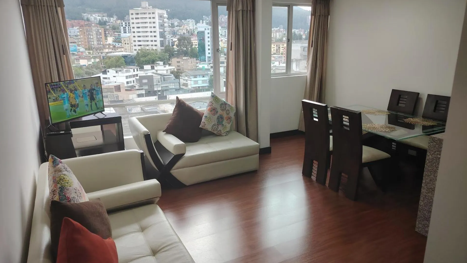 La Carolina Sector Apartment Quito